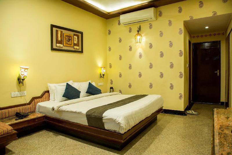 Hotel Mount Regency 4