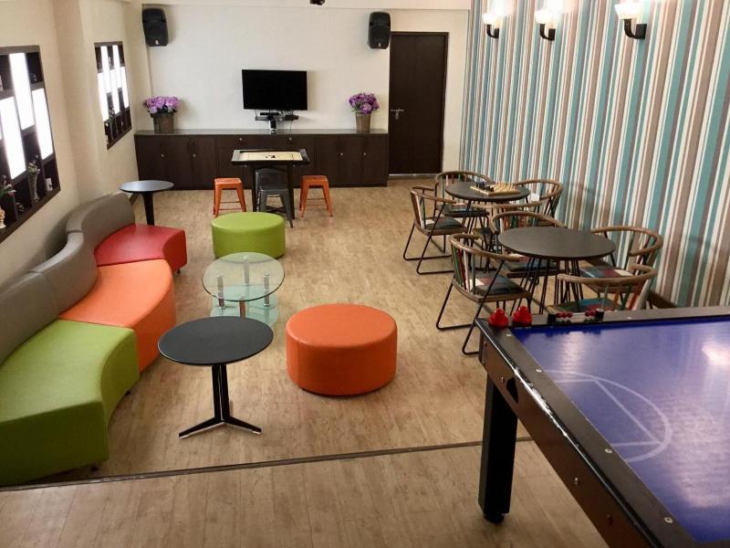 Honeymoon Inn image