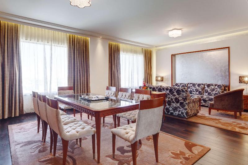 Balaji Sarovar Premiere