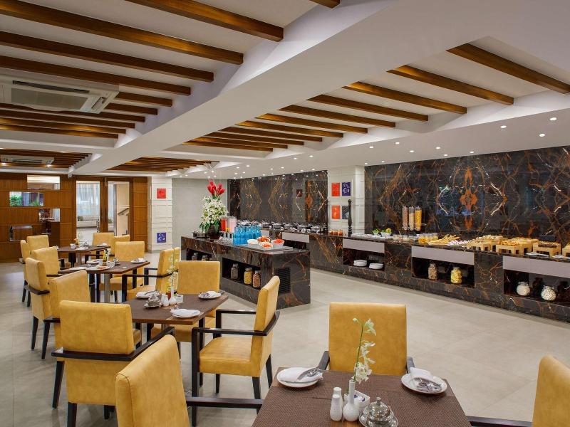Sobit Sarovar Portico image
