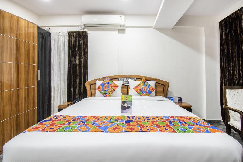 Fabhotel Oriental Suites Frazer Town image
