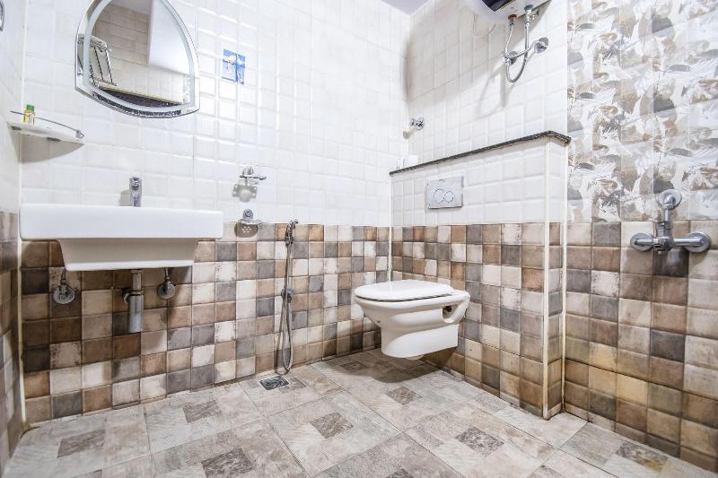 Fabhotel Oriental Suites Frazer Town image