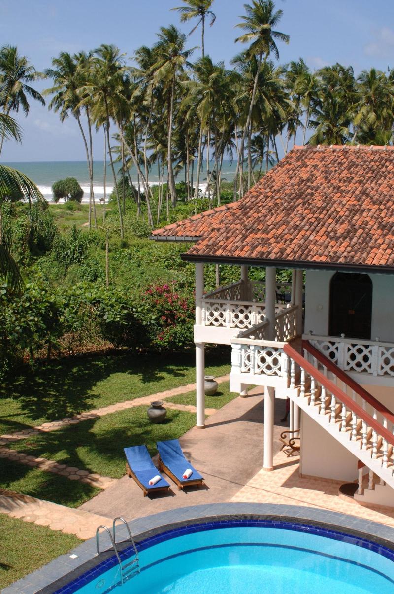 Wunderbar Beach Hotel image