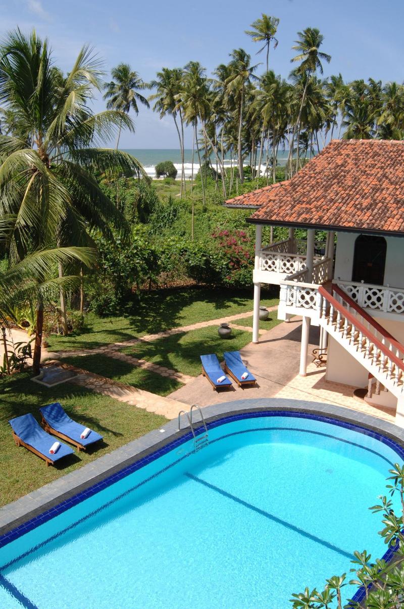 Wunderbar Beach Hotel image