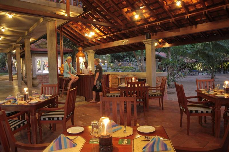 Wunderbar Beach Hotel image
