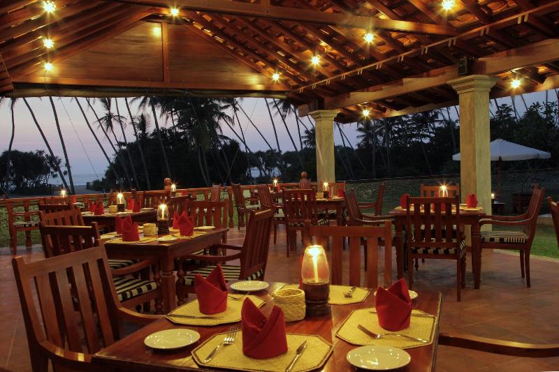 Wunderbar Beach Hotel image