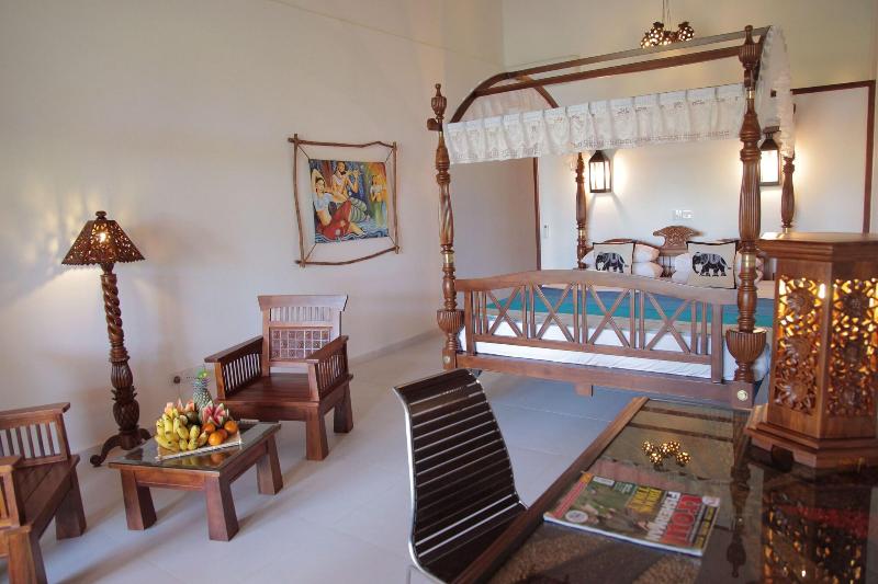 Wunderbar Beach Hotel image