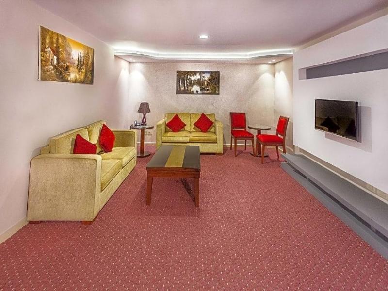 Sofia Suites Hotel image