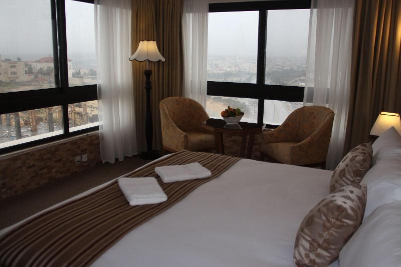 Saray Hotel image