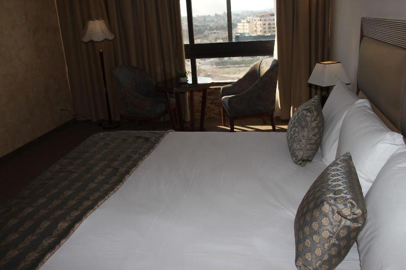 Saray Hotel image