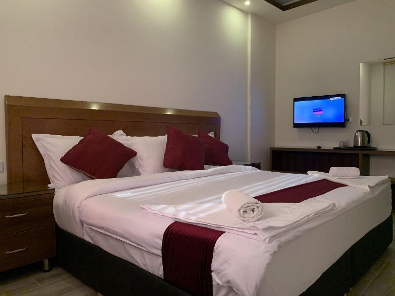 Petra Sky Hotel image