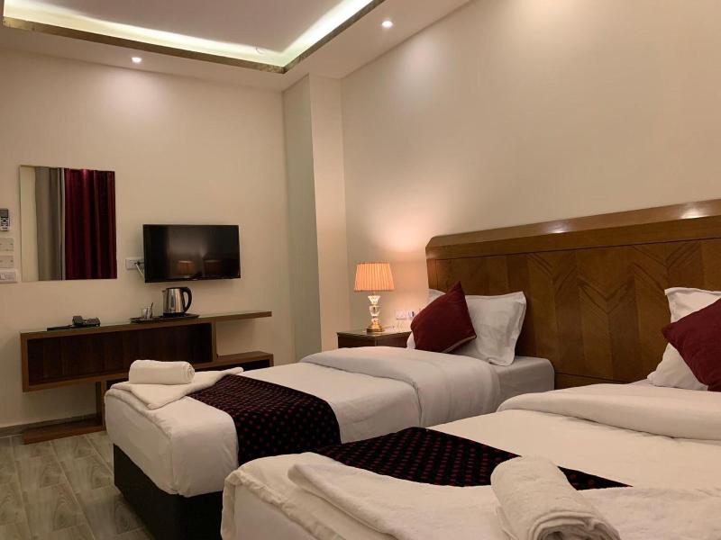 Petra Sky Hotel image