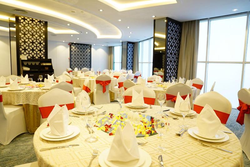 Holiday Villa Hail Hotel image