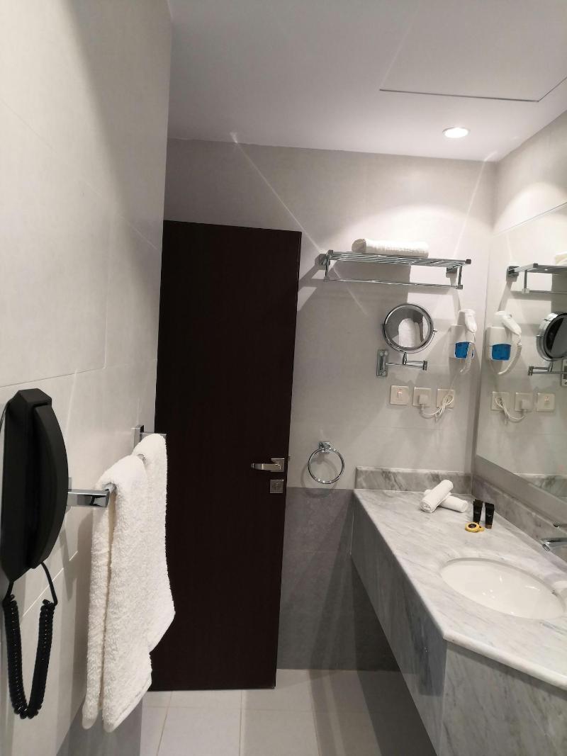 Holiday Villa Hail Hotel image