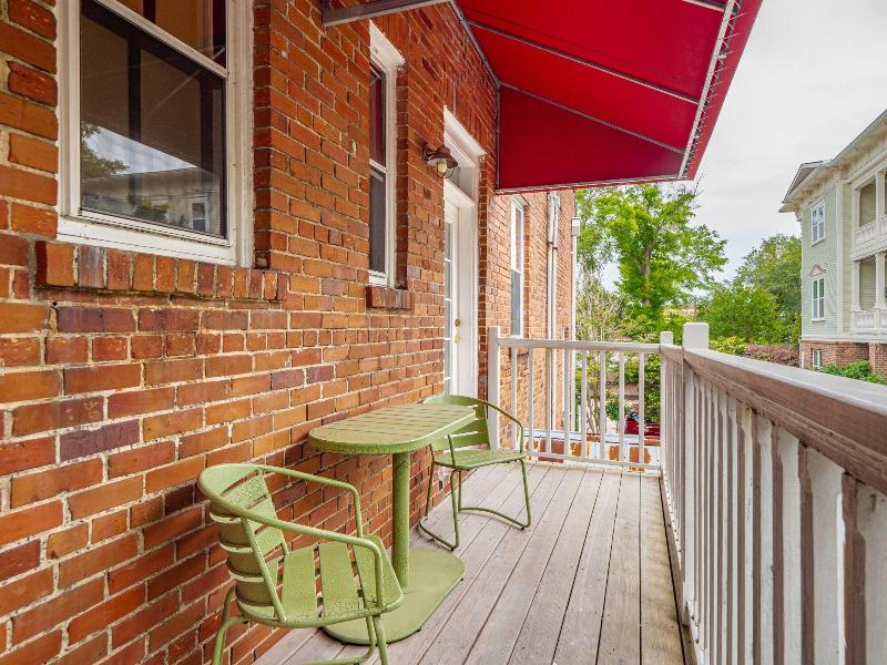 Front Street Inn image
