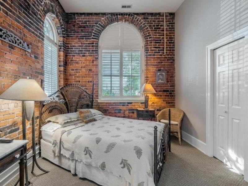 Front Street Inn image