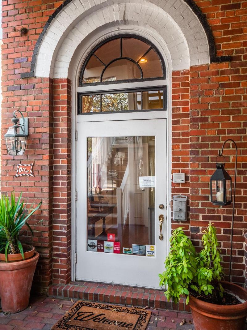 Front Street Inn image