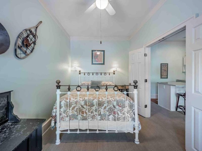 Front Street Inn image