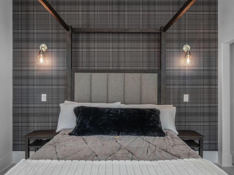 Front Street Inn image