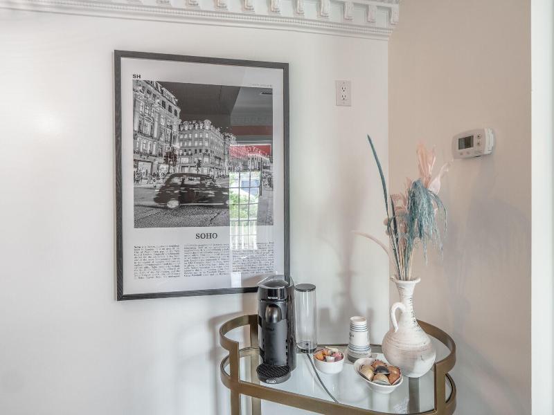 Front Street Inn image