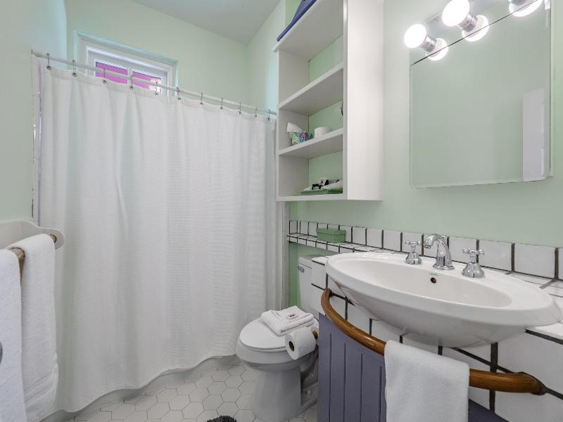 Front Street Inn image