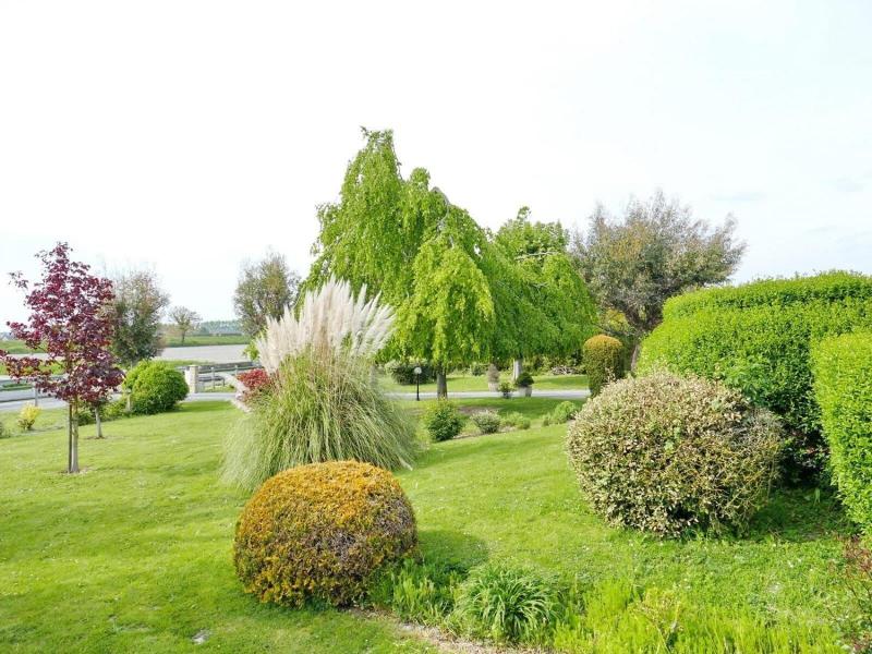 Les Vieilles Digues image