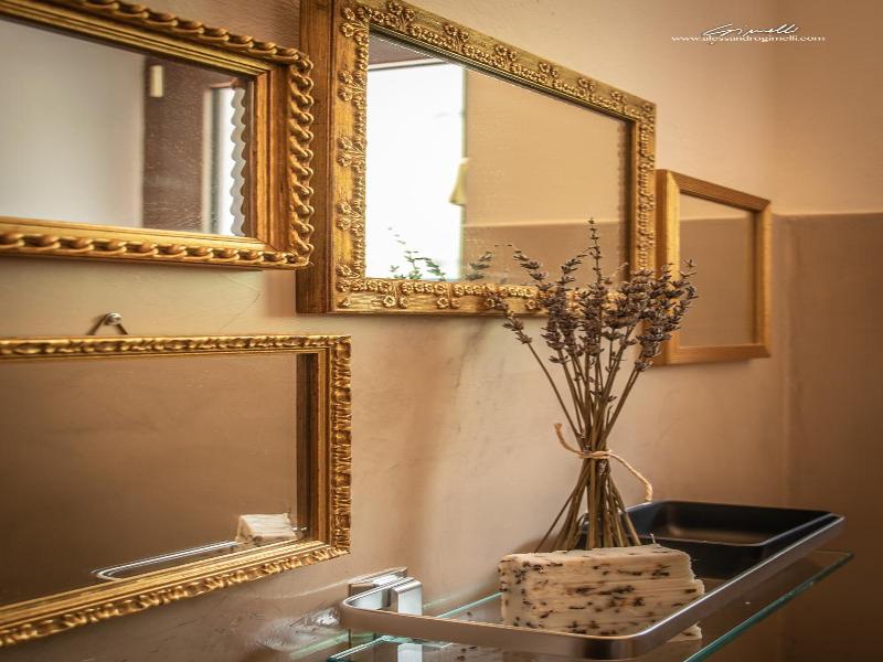 Al Podere image