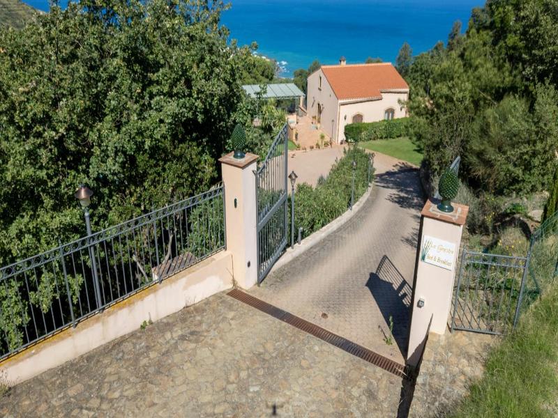 B&B Le Ginestre image