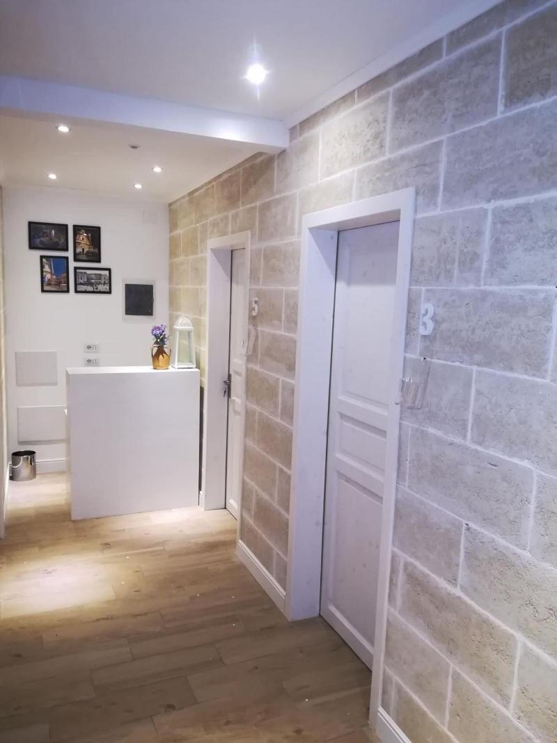 B&B Suites Via del Mare image