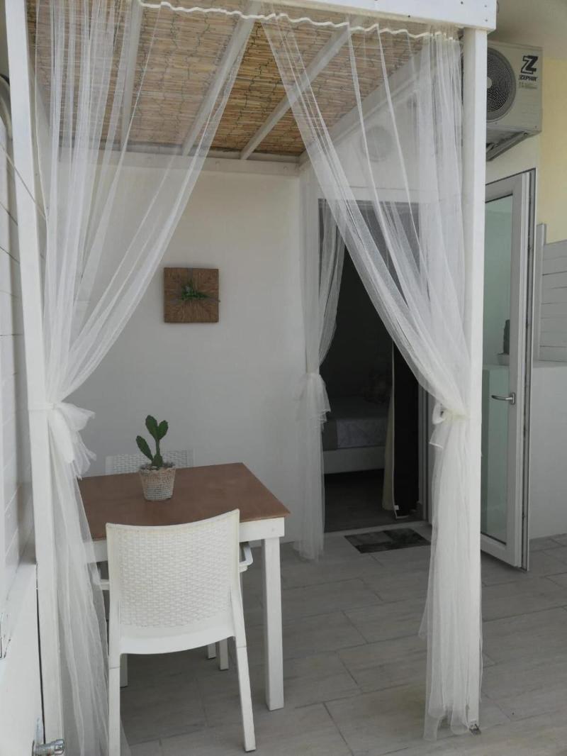 B&B Suites Via del Mare image