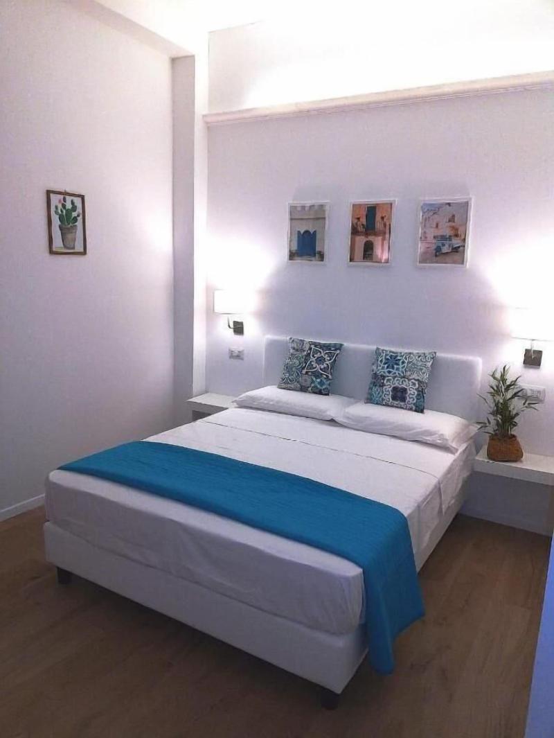 B&B Suites Via del Mare image