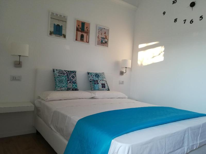 B&B Suites Via del Mare image
