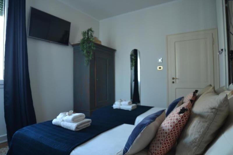 B&B Colombo image