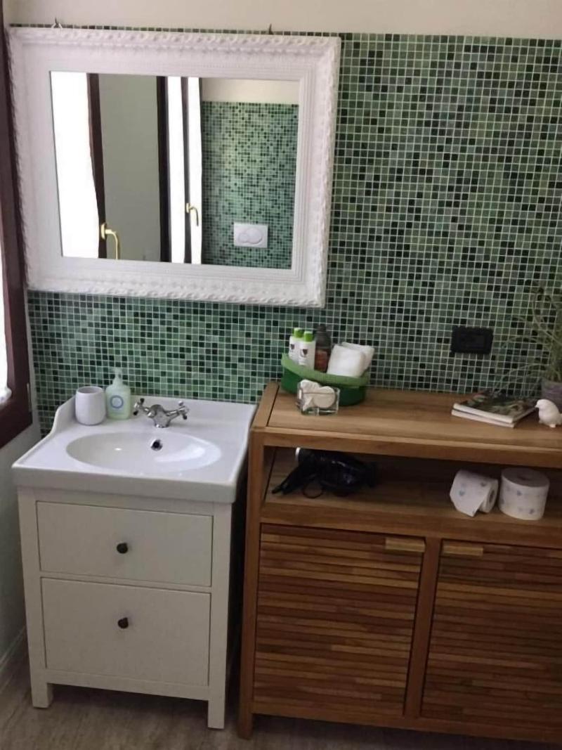 B&B Colombo image