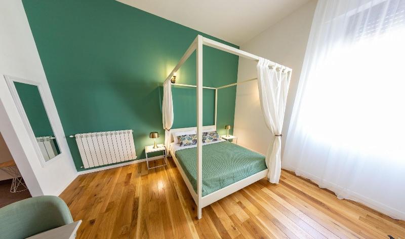 Via Roma 315 Bed And Breakfast image