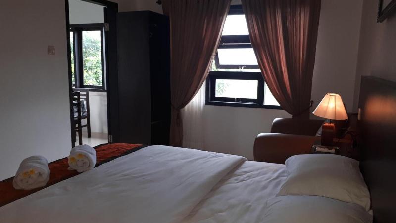 De Lungguh Family Homestay image