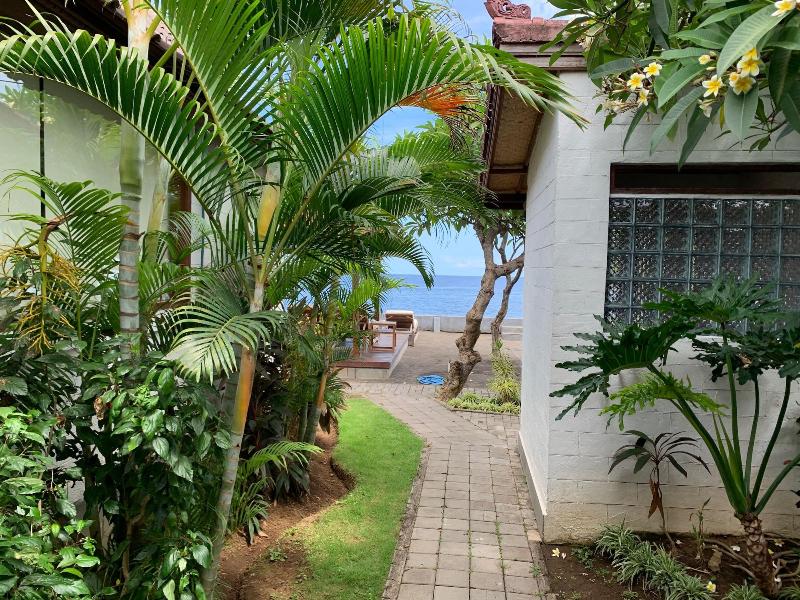 Nalika Beach Resort & Restaurant image