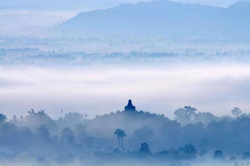 The Amrta Borobudur image