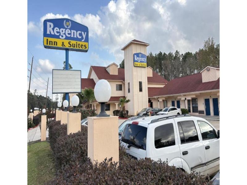 Regency Inn & Suites By Capital O Houston IAH Apt image
