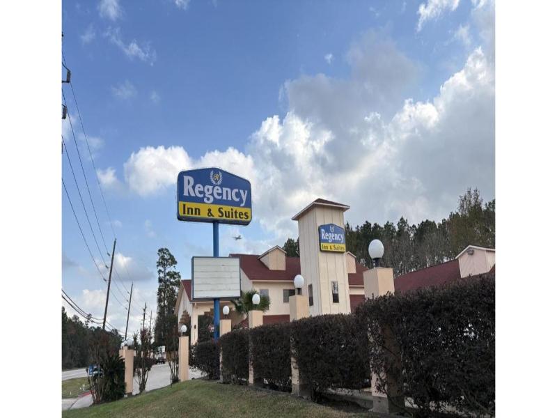 Regency Inn & Suites By Capital O Houston IAH Apt image