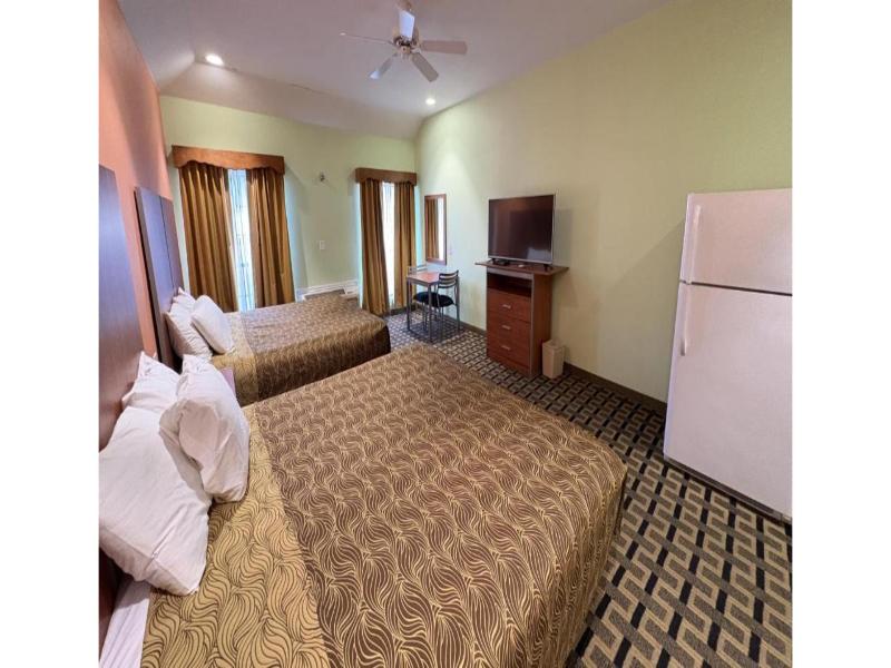 Regency Inn & Suites By Capital O Houston IAH Apt image