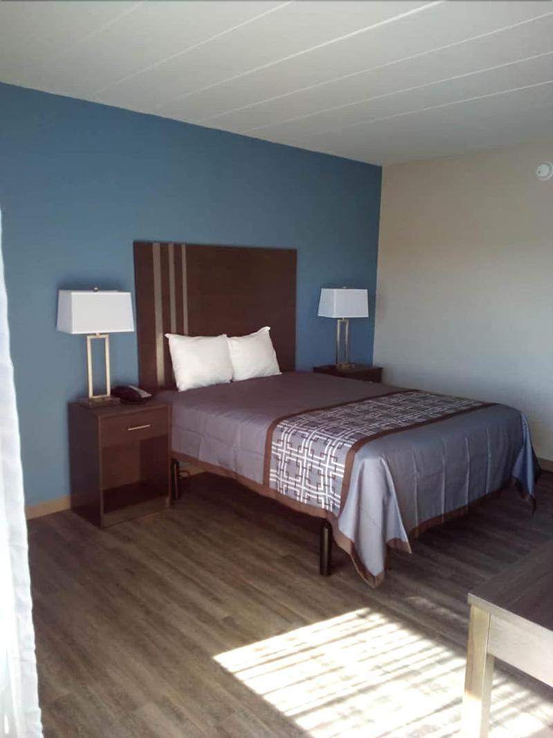 Motel 6 Burlington, NC image