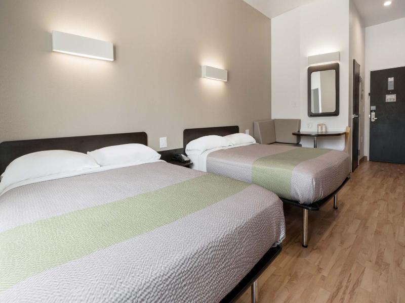 QUADRUPLE Accessible-Two Queen Beds