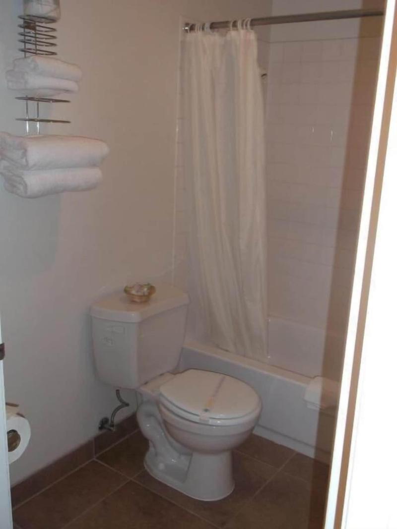 Sunrise Inn image