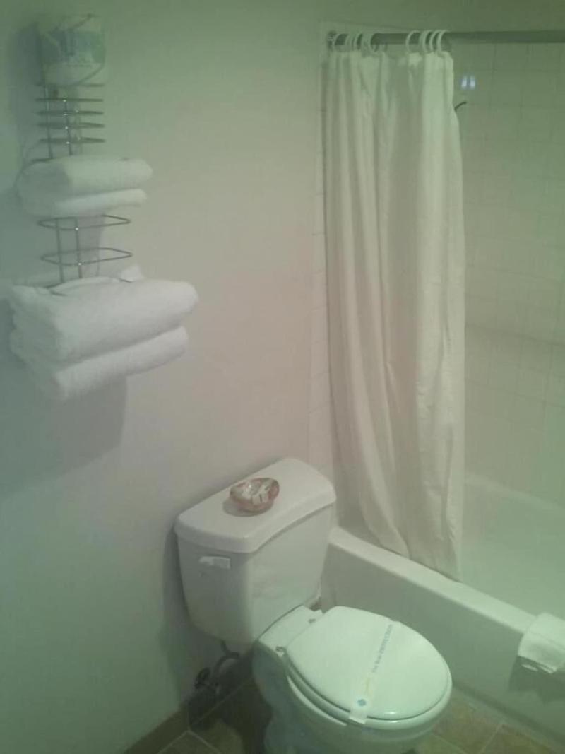 Sunrise Inn image