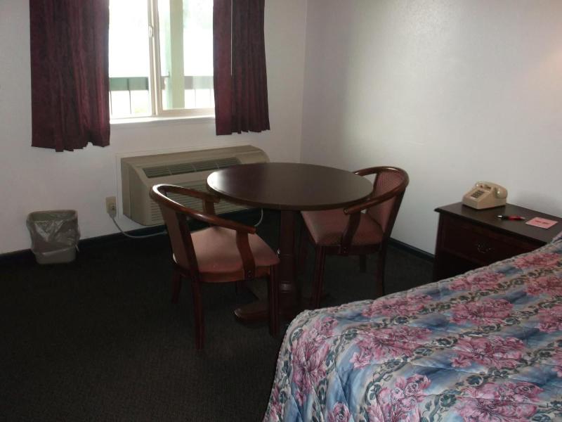 Sunrise Inn image