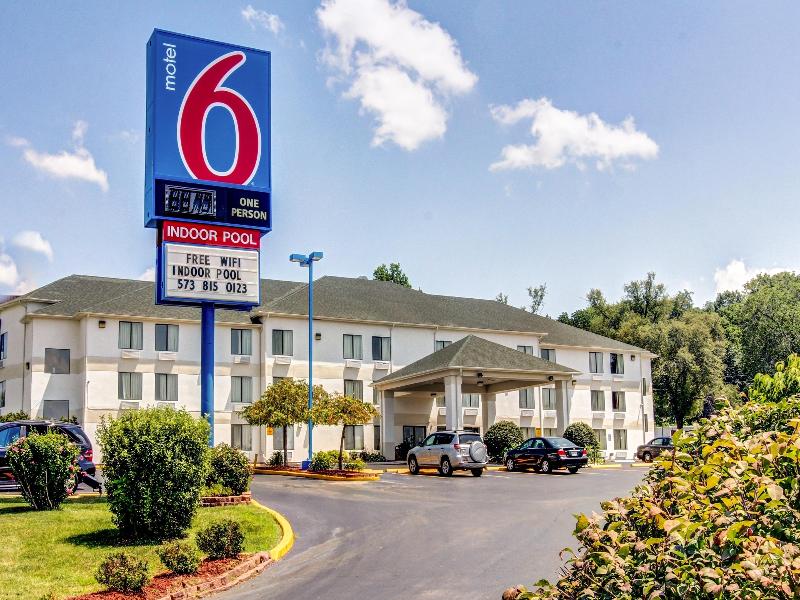 Motel 6 Columbia, MO - East image