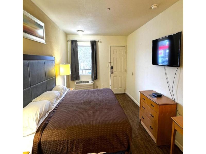 Woodberry Inn & Suites By OYO Rome image