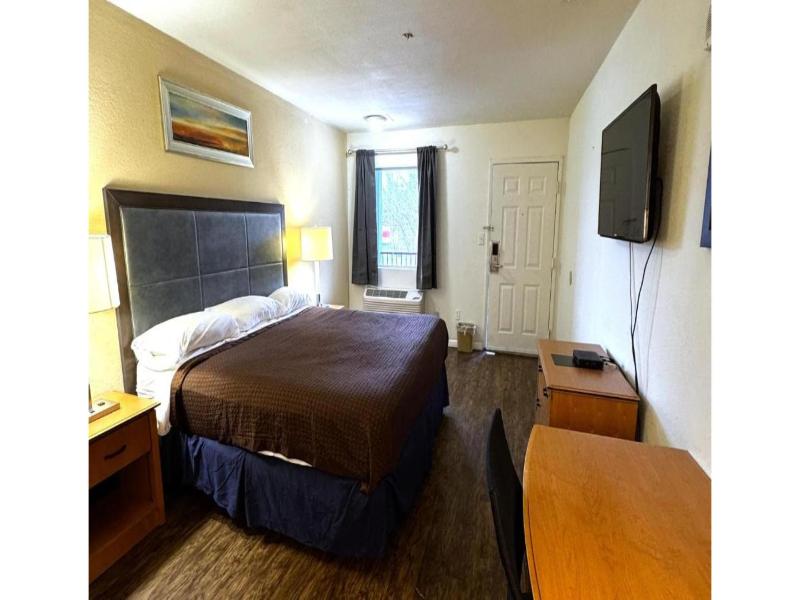 Woodberry Inn & Suites By OYO Rome image