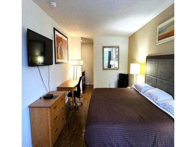 Woodberry Inn & Suites By OYO Rome image
